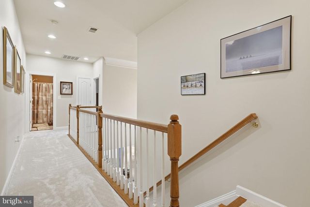 7820 ROSE GARDEN LN, Springfield, VA 22153