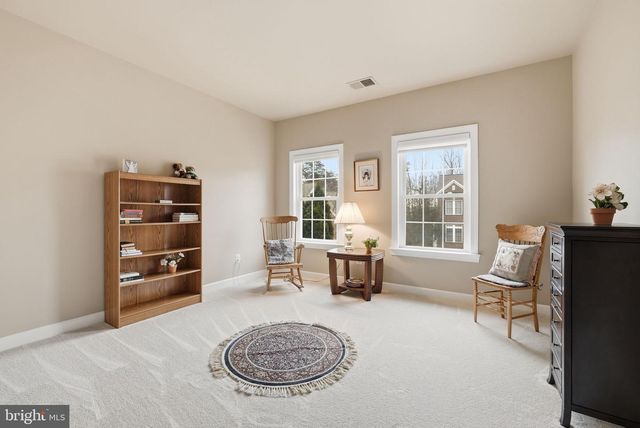 7820 ROSE GARDEN LN, Springfield, VA 22153