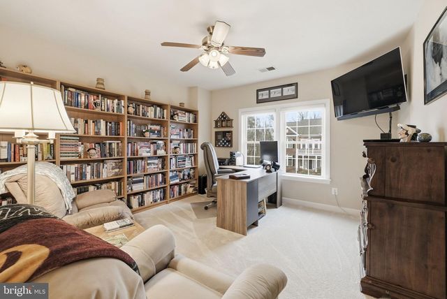 7820 ROSE GARDEN LN, Springfield, VA 22153