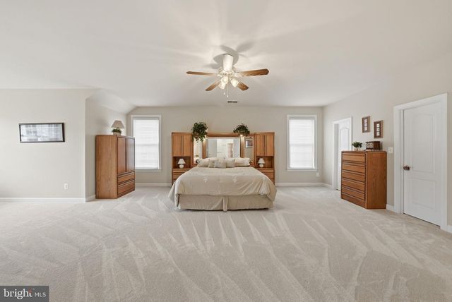 7820 ROSE GARDEN LN, Springfield, VA 22153