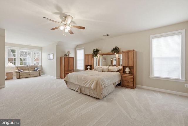 7820 ROSE GARDEN LN, Springfield, VA 22153