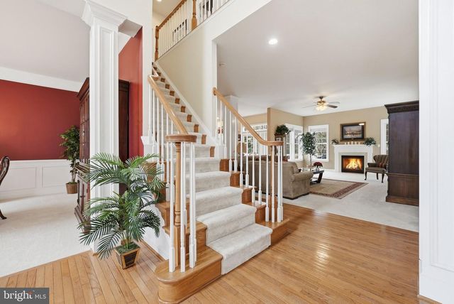 7820 ROSE GARDEN LN, Springfield, VA 22153