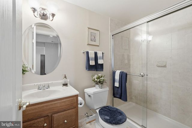 7820 ROSE GARDEN LN, Springfield, VA 22153