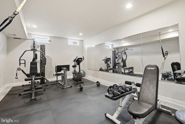 7820 ROSE GARDEN LN, Springfield, VA 22153