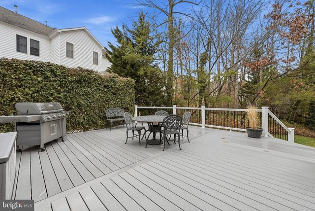 7820 ROSE GARDEN LN, Springfield, VA 22153