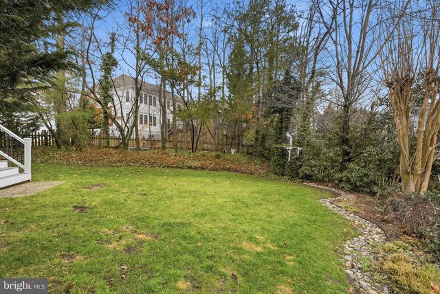 7820 ROSE GARDEN LN, Springfield, VA 22153