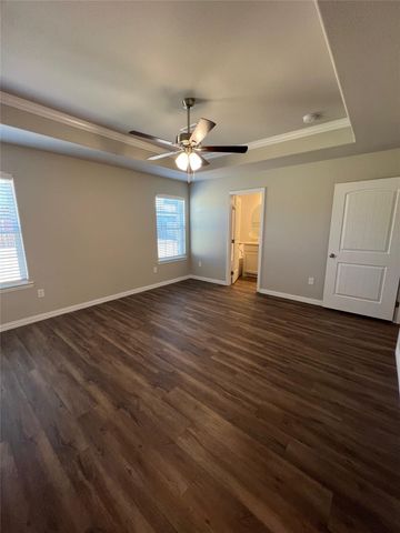 105 Midway Meadows Street, Pottsboro, TX 75076