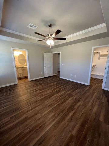 105 Midway Meadows Street, Pottsboro, TX 75076