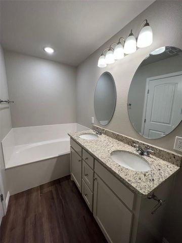 105 Midway Meadows Street, Pottsboro, TX 75076