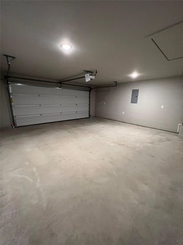 105 Midway Meadows Street, Pottsboro, TX 75076