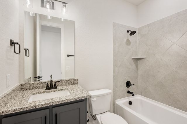 4414 Biscayne Drive, Midlothian, TX 76065