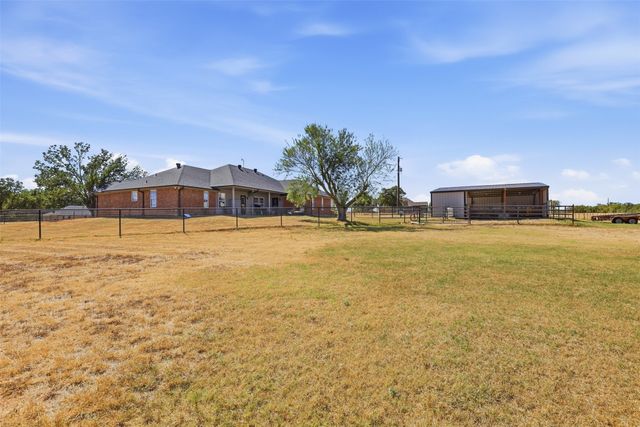 2978 Harwell Lake Road, Weatherford, TX 76088