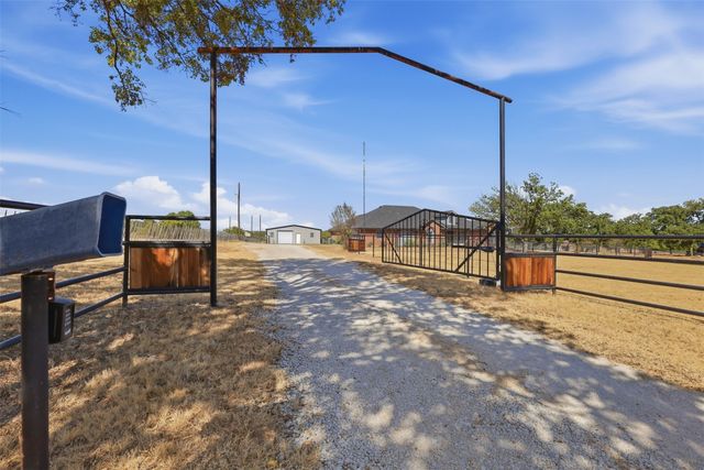 2978 Harwell Lake Road, Weatherford, TX 76088