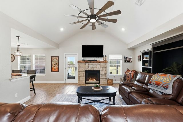 2978 Harwell Lake Road, Weatherford, TX 76088