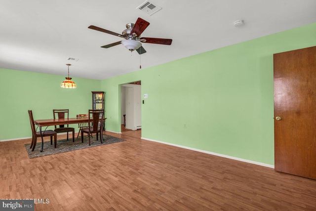 38 ROMAN ST, Toms River, NJ 08757