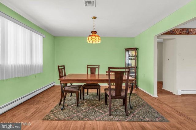 38 ROMAN ST, Toms River, NJ 08757