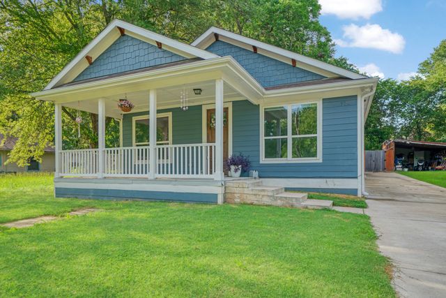 701 E Washington Street, Paris, TX 75460