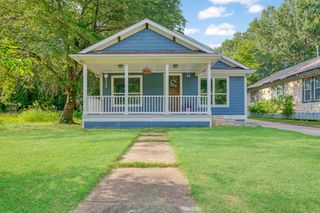 701 E Washington Street, Paris, TX 75460