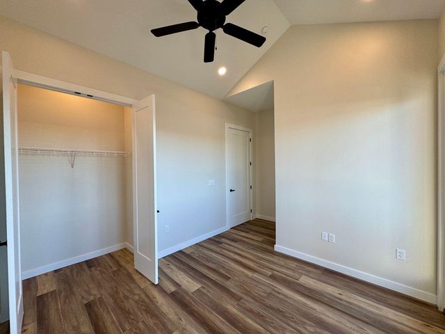 1800 S Holtzclaw Avenue 1857 Zeta Way, Chattanooga, TN 37404