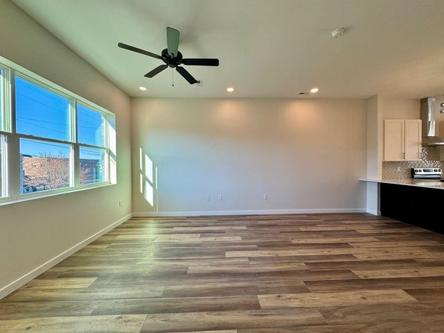 1800 S Holtzclaw Avenue 1857 Zeta Way, Chattanooga, TN 37404