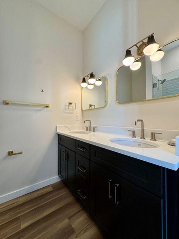 1800 S Holtzclaw Avenue 1857 Zeta Way, Chattanooga, TN 37404