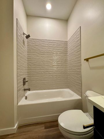 1800 S Holtzclaw Avenue 1857 Zeta Way, Chattanooga, TN 37404