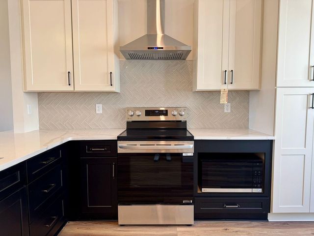 1800 S Holtzclaw Avenue 1857 Zeta Way, Chattanooga, TN 37404