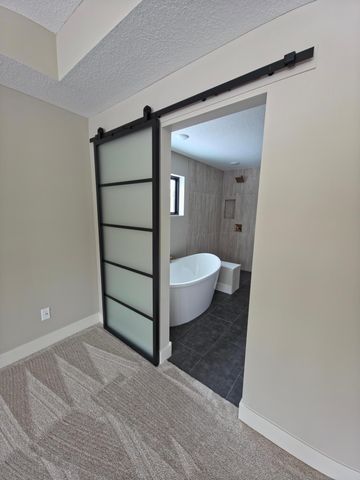 3611 Edgerton Street, Vadnais Heights, MN 55127