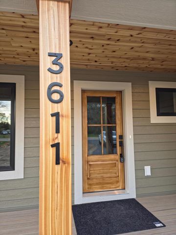 3611 Edgerton Street, Vadnais Heights, MN 55127