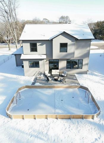 3611 Edgerton Street, Vadnais Heights, MN 55127