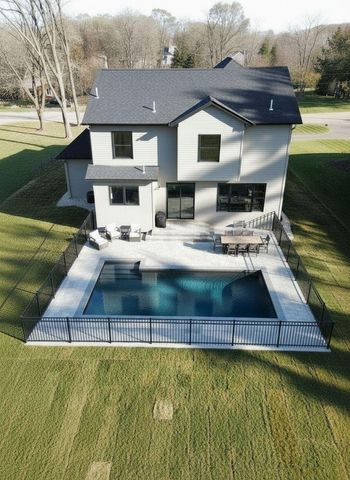 3611 Edgerton Street, Vadnais Heights, MN 55127