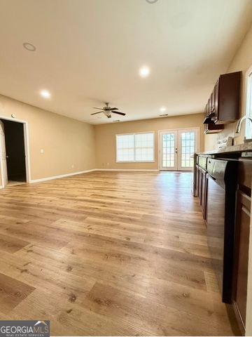 4831 Oak Path, Stone Mountain, GA 30088