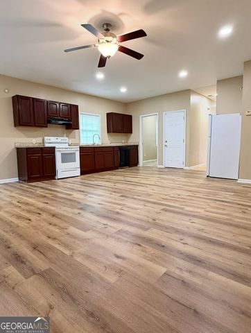 4831 Oak Path, Stone Mountain, GA 30088