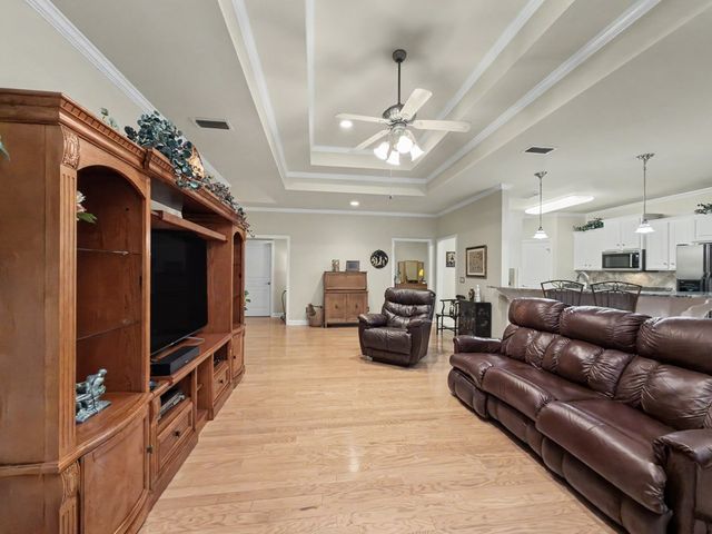 602 Frankfort Dr., Dothan, AL 36305