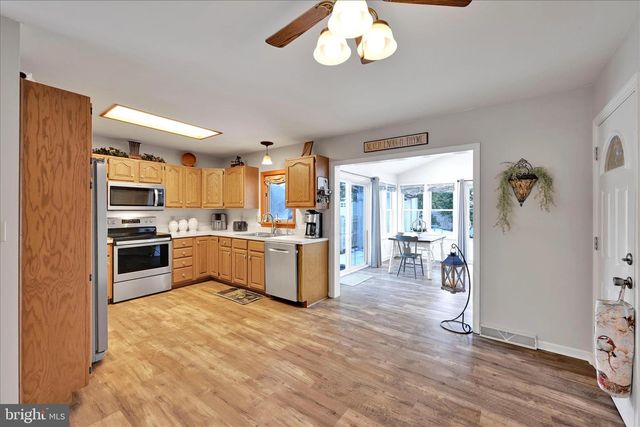 224 CIRCLE DR, Quarryville, PA 17566