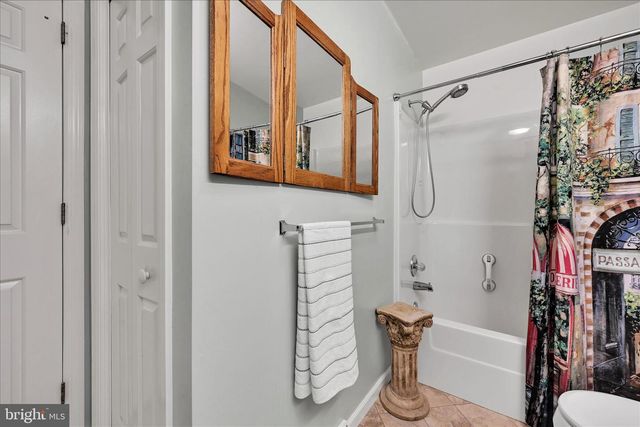 224 CIRCLE DR, Quarryville, PA 17566