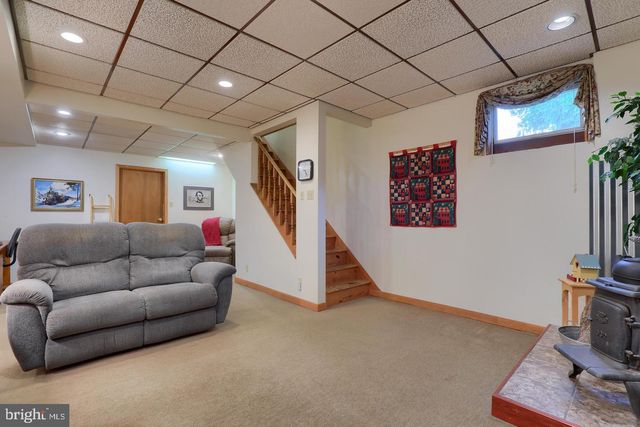 224 CIRCLE DR, Quarryville, PA 17566