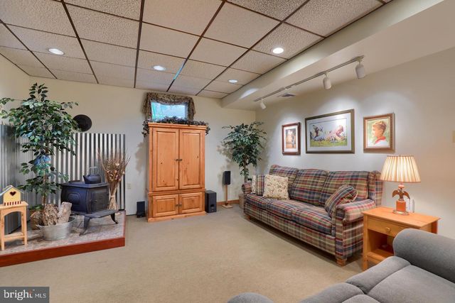 224 CIRCLE DR, Quarryville, PA 17566