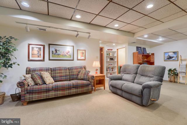 224 CIRCLE DR, Quarryville, PA 17566