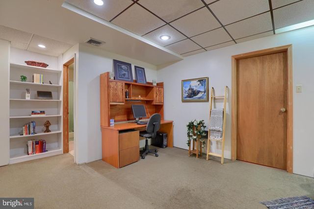 224 CIRCLE DR, Quarryville, PA 17566