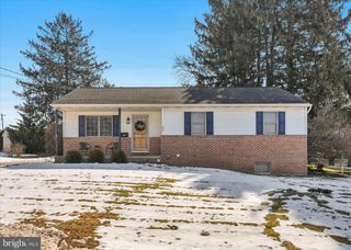 224 CIRCLE DR, Quarryville, PA 17566