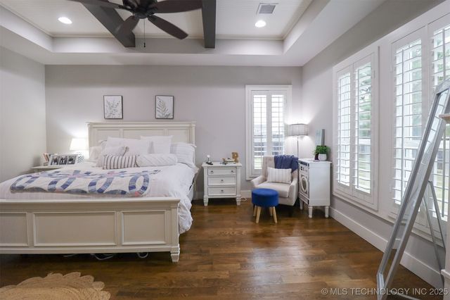 12811 S 5th Place, Jenks, OK 74037