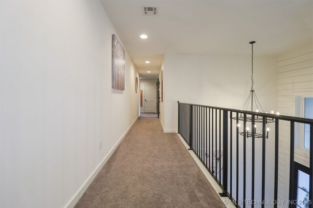 12811 S 5th Place, Jenks, OK 74037