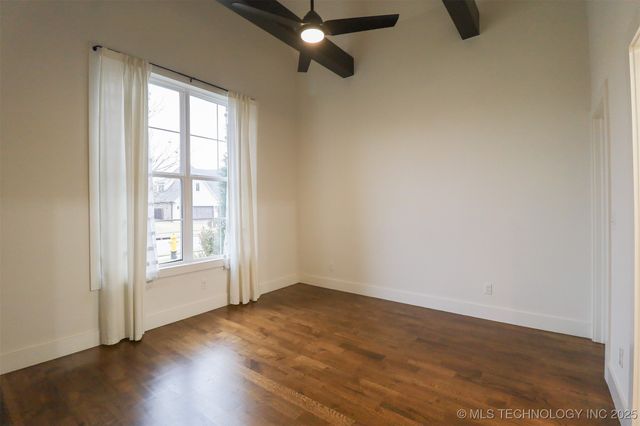 12811 S 5th Place, Jenks, OK 74037