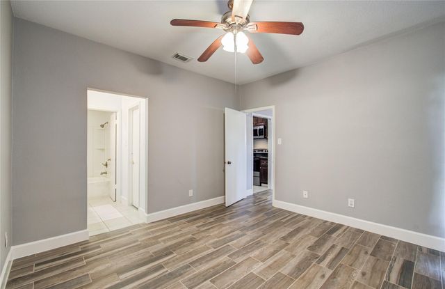 9707 Richmond Avenue 11, Houston, TX 77042