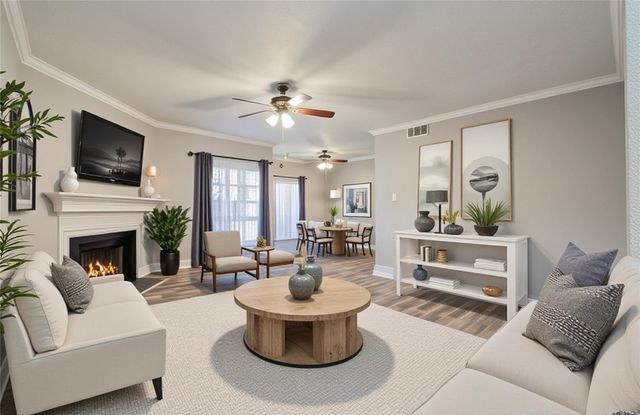 9707 Richmond Avenue 11, Houston, TX 77042