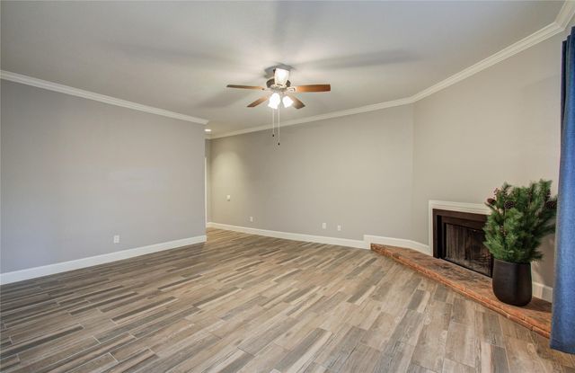 9707 Richmond Avenue 11, Houston, TX 77042