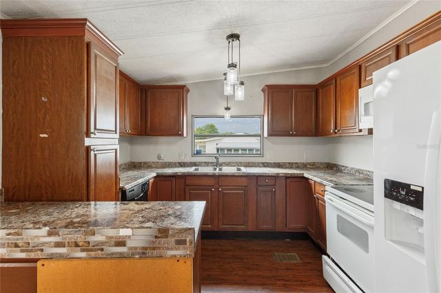 4903 DEERWOOD DRIVE, Lakeland, FL 33810