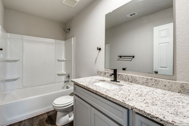 7618 Capstone Rdg, San Antonio, TX 78244