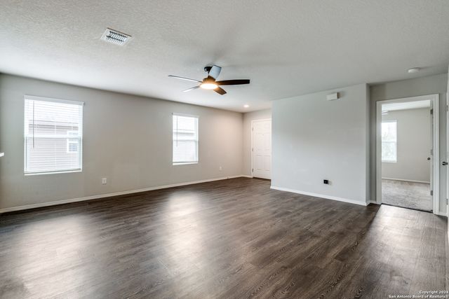 7618 Capstone Rdg, San Antonio, TX 78244